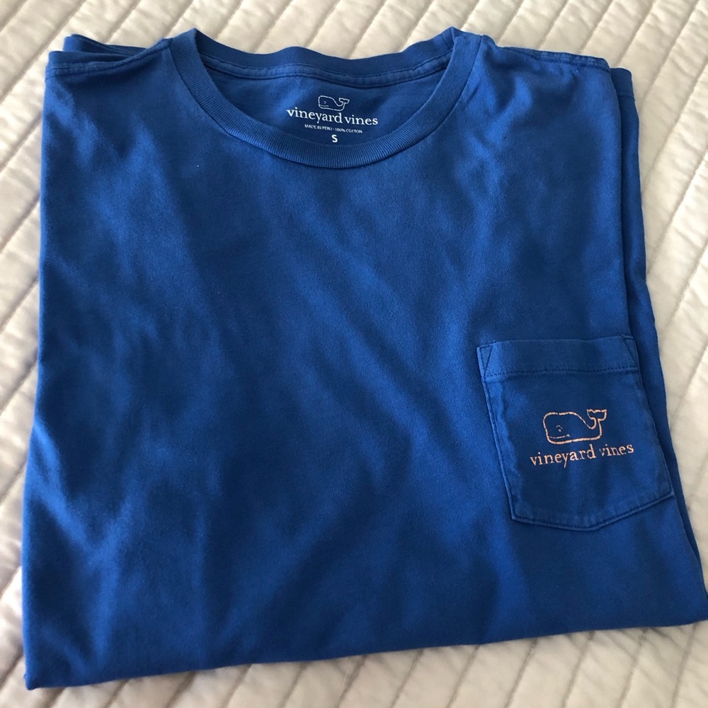 Vineyard Vines blue long sleeve shirt men’s small